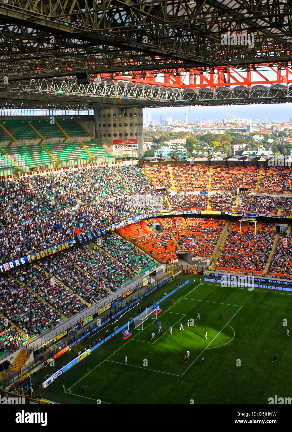 Milan san siro stadium football immagini e fotografie stock ad alta  risoluzione - Alamy
