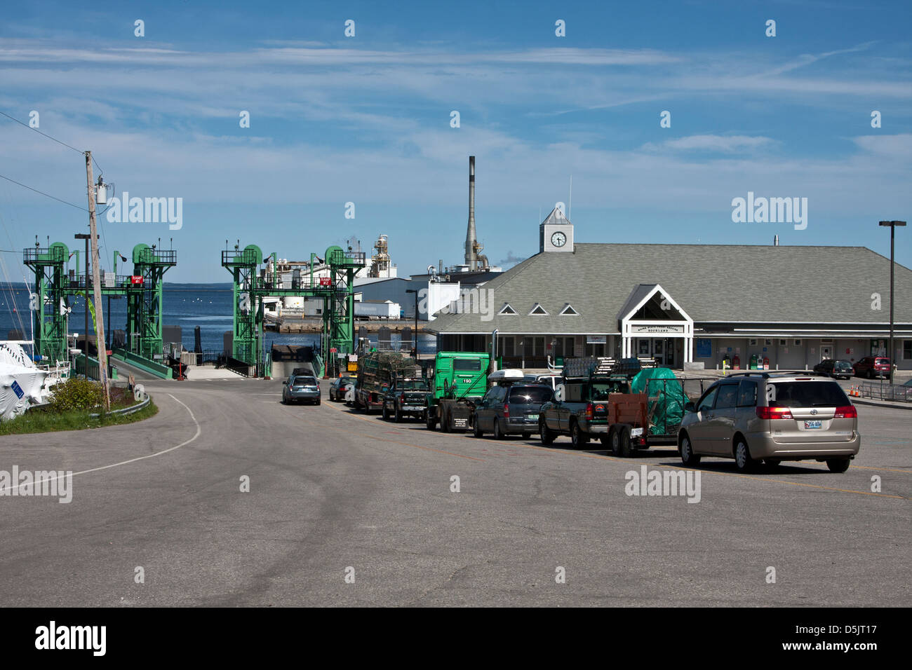 Sbarco dei Traghetti, Rockland, Maine. Lo stato del Maine opera pubblica traghetti per molte delle isole offshore lungo la costa. Foto Stock