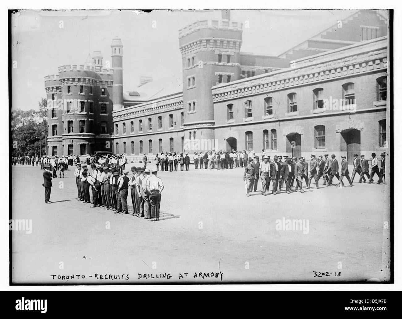 Toronto reclute la perforazione a armory (LOC) Foto Stock