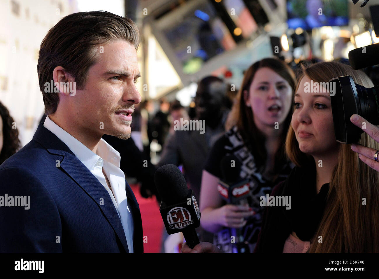 Aprile 3, 2013. Toronto, Canada. Attore Kevin Zegers arriva a Colonia premiere mondiale a Scotiabank Theatre di Toronto. (EXI/N8N) Foto Stock