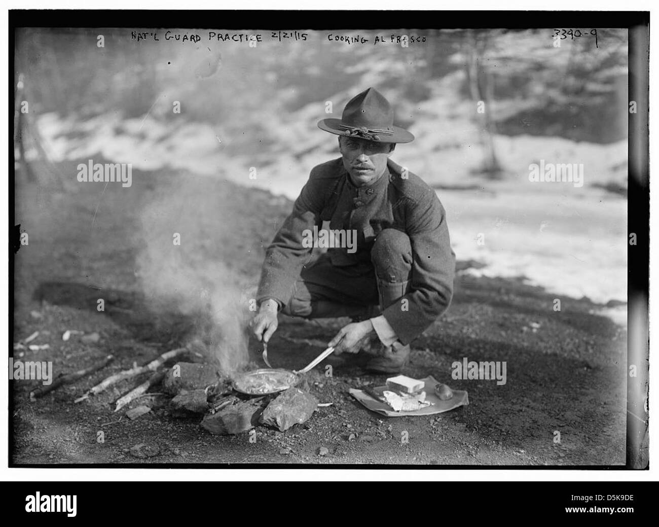 Nat'l Guard pratica, 2/21/15 -- la cottura al fresco (LOC) Foto Stock