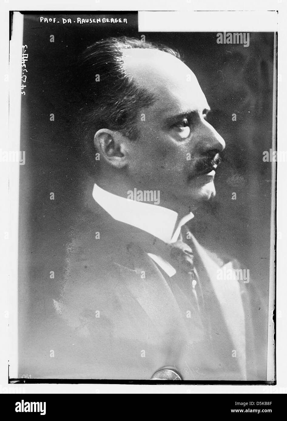 Una fotografia del Prof. Dr. Friedrich Heinrich Rausenberger, associata al progetto dell'artiglieria pesante per Krupp, scattata in Germania all'inizio del XX secolo. Foto Stock