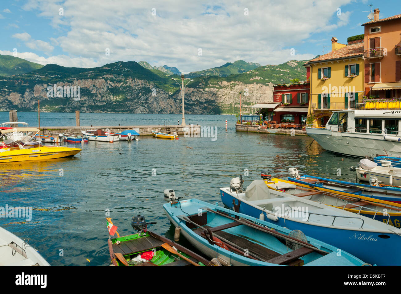 Porto di Malcesine, Lago di Garda, Italia Foto Stock