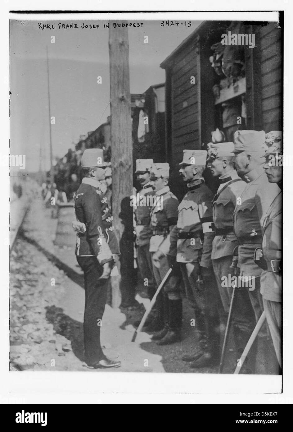 Questa immagine mostra Karl Franz Josef, l'imperatore dell'Austria-Ungheria, a Budapest, catturato durante una visita all'inizio del XX secolo. Foto Stock