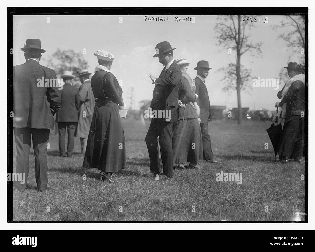Foxhall Keene, una medaglia olimpica, è raffigurato in una fotografia storica, nota per i suoi contributi al polo, alle corse e all'allevamento di cavalli purosangue. Foto Stock