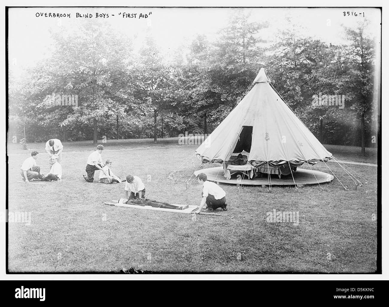 Overbrook ragazzi ciechi -- 'Primo aiuto" (LOC) Foto Stock