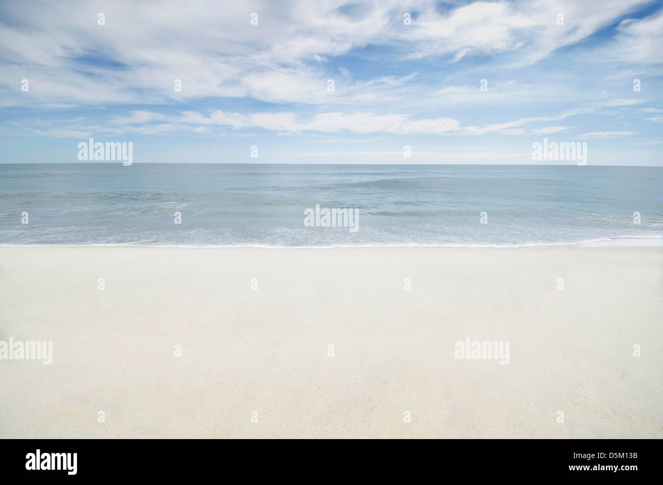 Vuoto spiaggia di sabbia Foto Stock