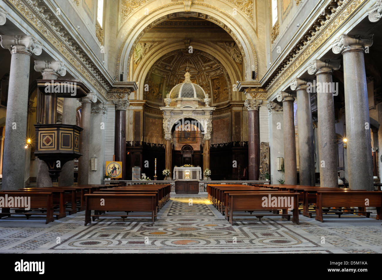 Italia, Roma, Trastevere, chiesa di San Crisogono Foto Stock