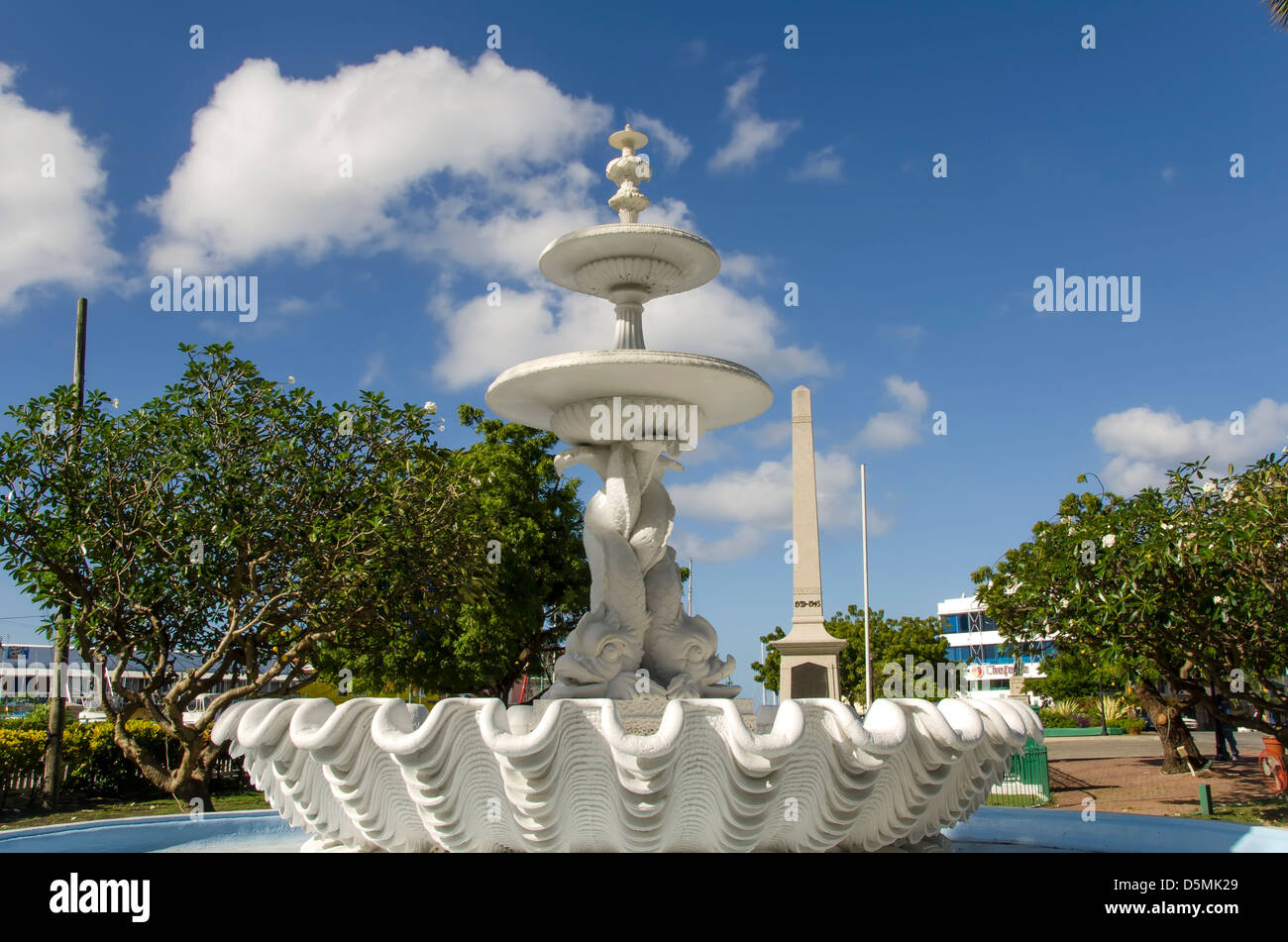 Fontana dei delfini la National Heroes Square Bridgetown, Barbados Foto Stock