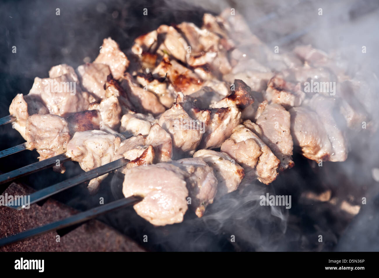 Appetitoso barbecue fritte nel grill Foto Stock