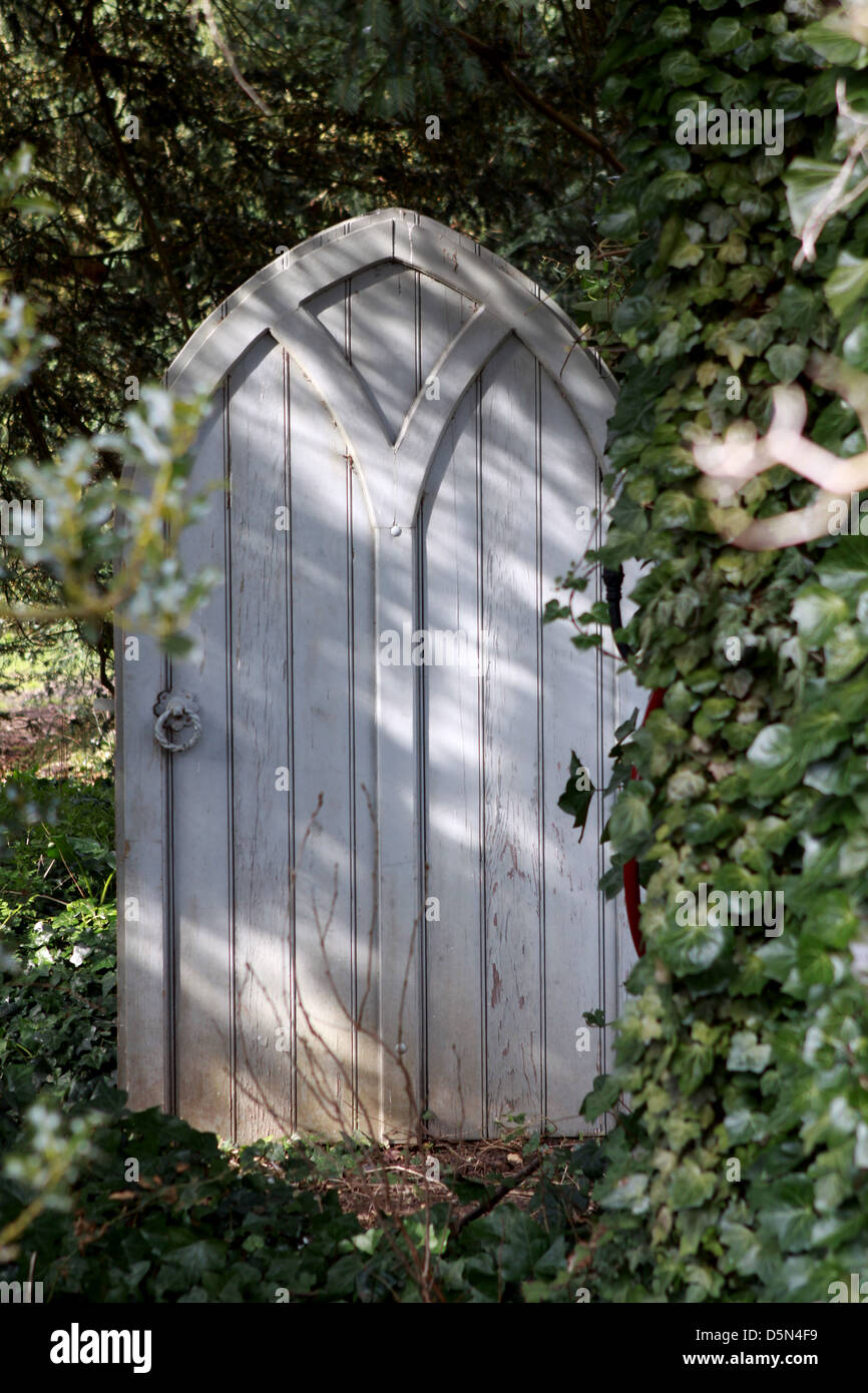 Grand grigio porta giardino Foto Stock