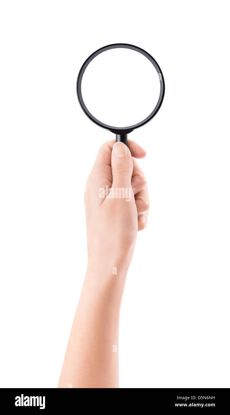 Mano che tiene una lente di ingrandimento. Isolato su sfondo bianco Foto Stock
