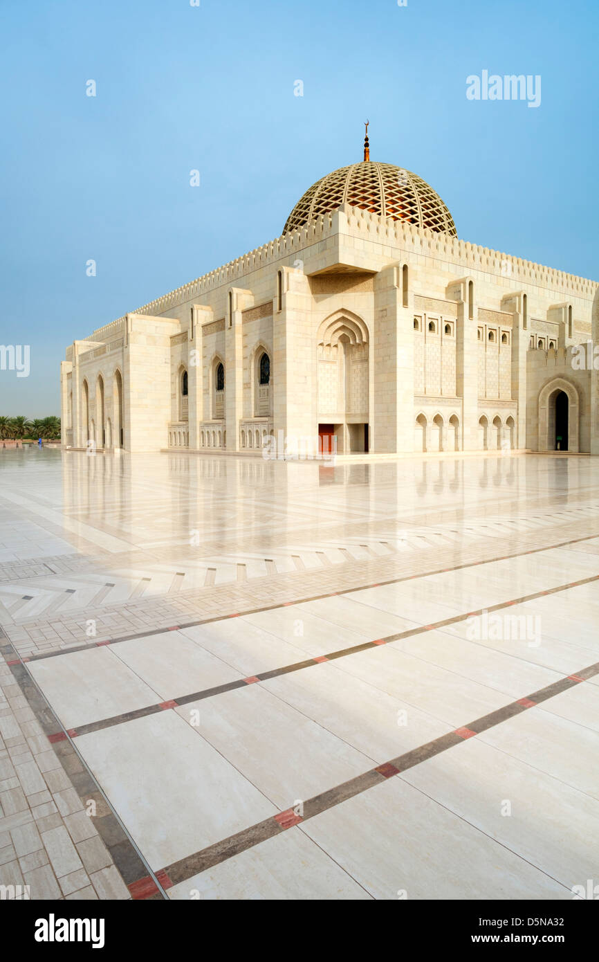 Sultan Qaboos grande moschea in Muscat Oman Medio Oriente Foto Stock