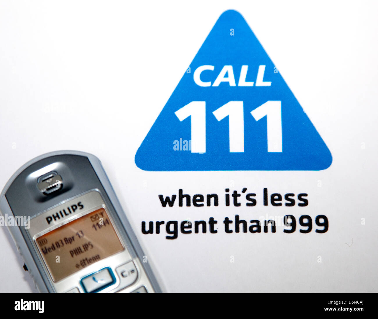 Nuovo NHS 111 numero per non-chiamate di emergenza medica, Londra Foto Stock