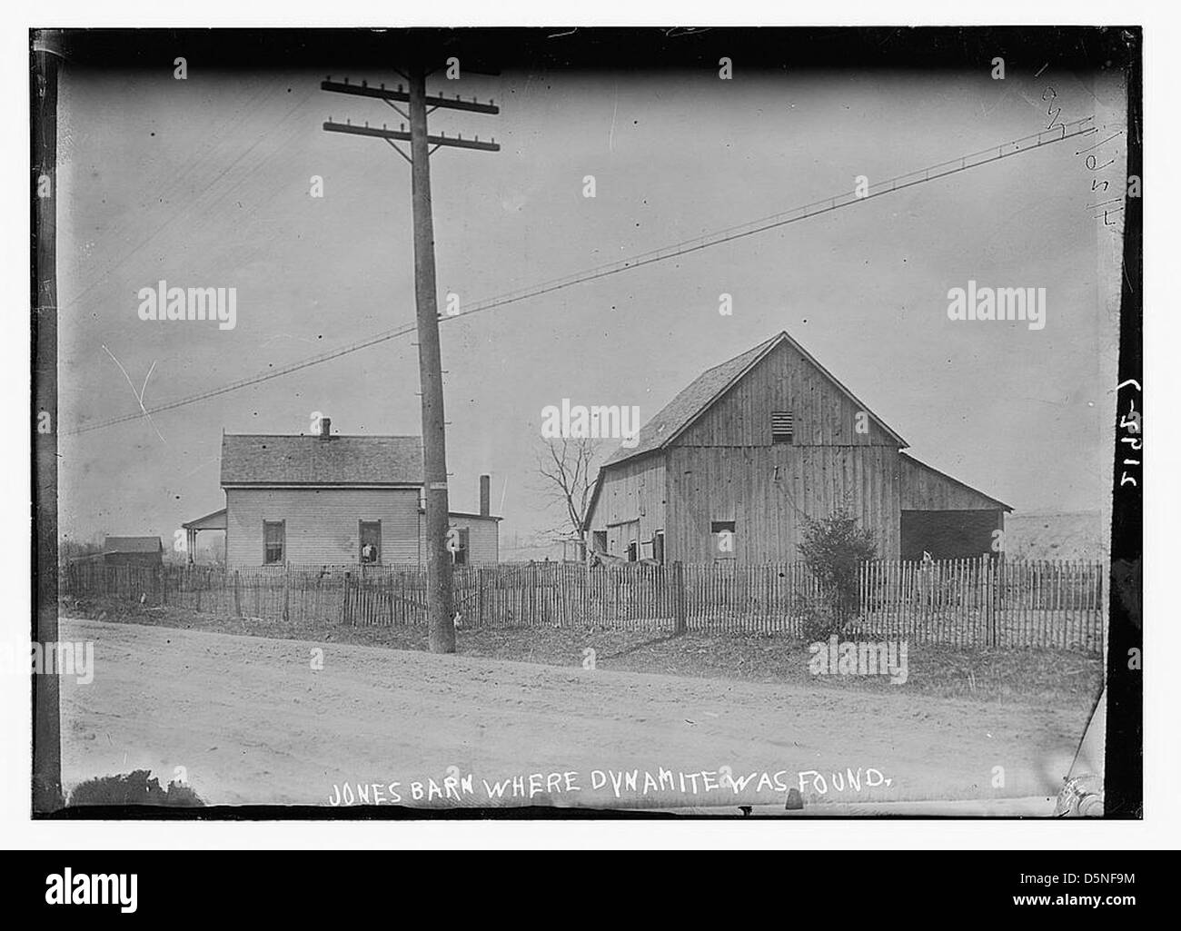 Questa fotografia raffigura Jones Barn, dove la dinamite è stata scoperta nel 1900, mostrando l'ambiente desolato e isolato del fienile all'inizio del XX secolo. Foto Stock