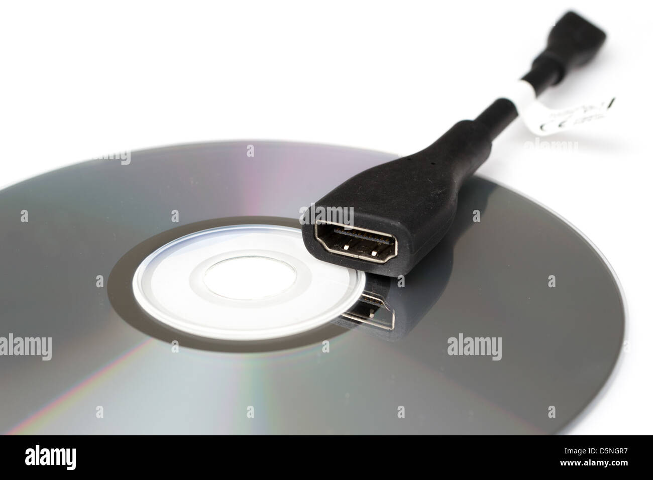 Alta Definizione - Un cavo HDMI® e un disco DVD vuoto Foto Stock