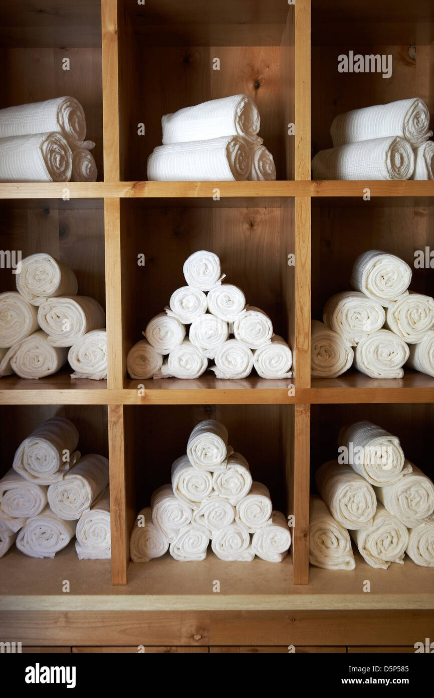 Storage asciugamano a spa Foto Stock