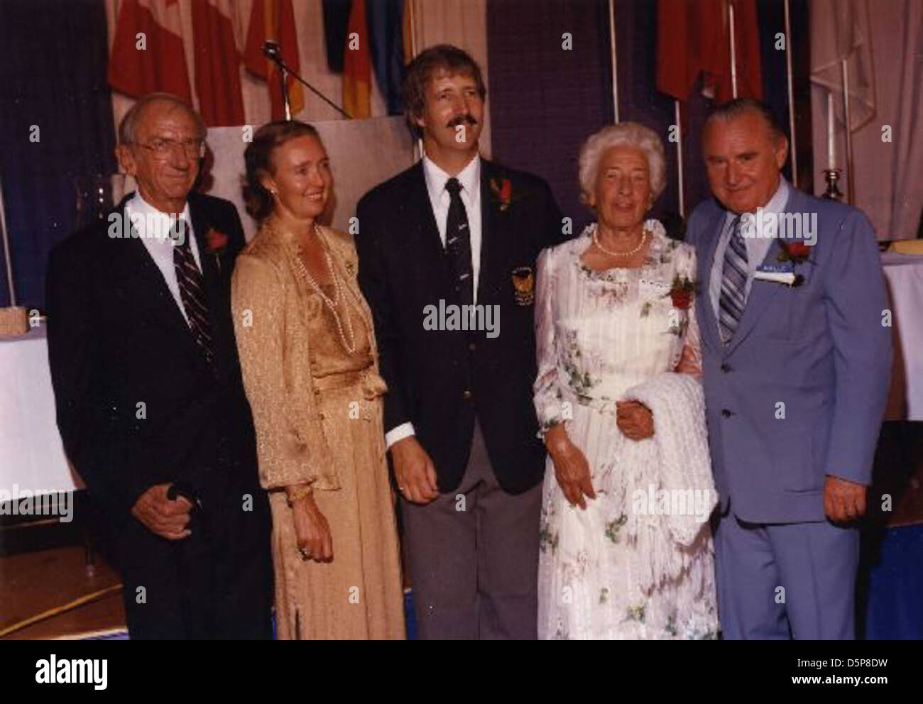 HC109 si riferisce a un aeromobile specifico o a un numero di identificazione. Il contesto storico di questo aeromobile può essere legato a documenti militari o aeronautici, esposti in una collezione museale. Foto Stock