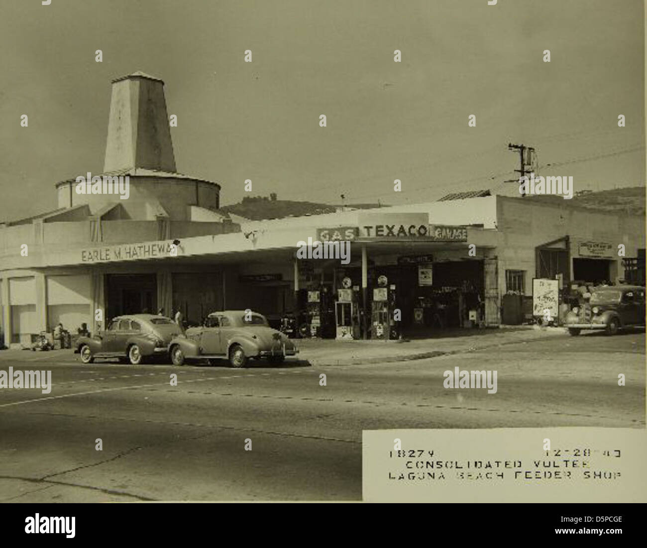 Il Laguna Beach Feeder Shop faceva parte della Consolidated/Convair Aircraft Corporation, contribuendo alla produzione di aerei militari chiave durante la seconda guerra mondiale. Questa mostra mette in evidenza il suo ruolo nella produzione di aeromobili. Foto Stock