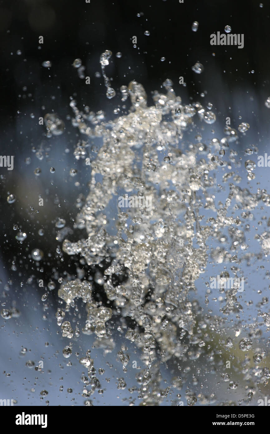 Le goccioline di acqua con bolle e acqua diffusa. Foto Stock