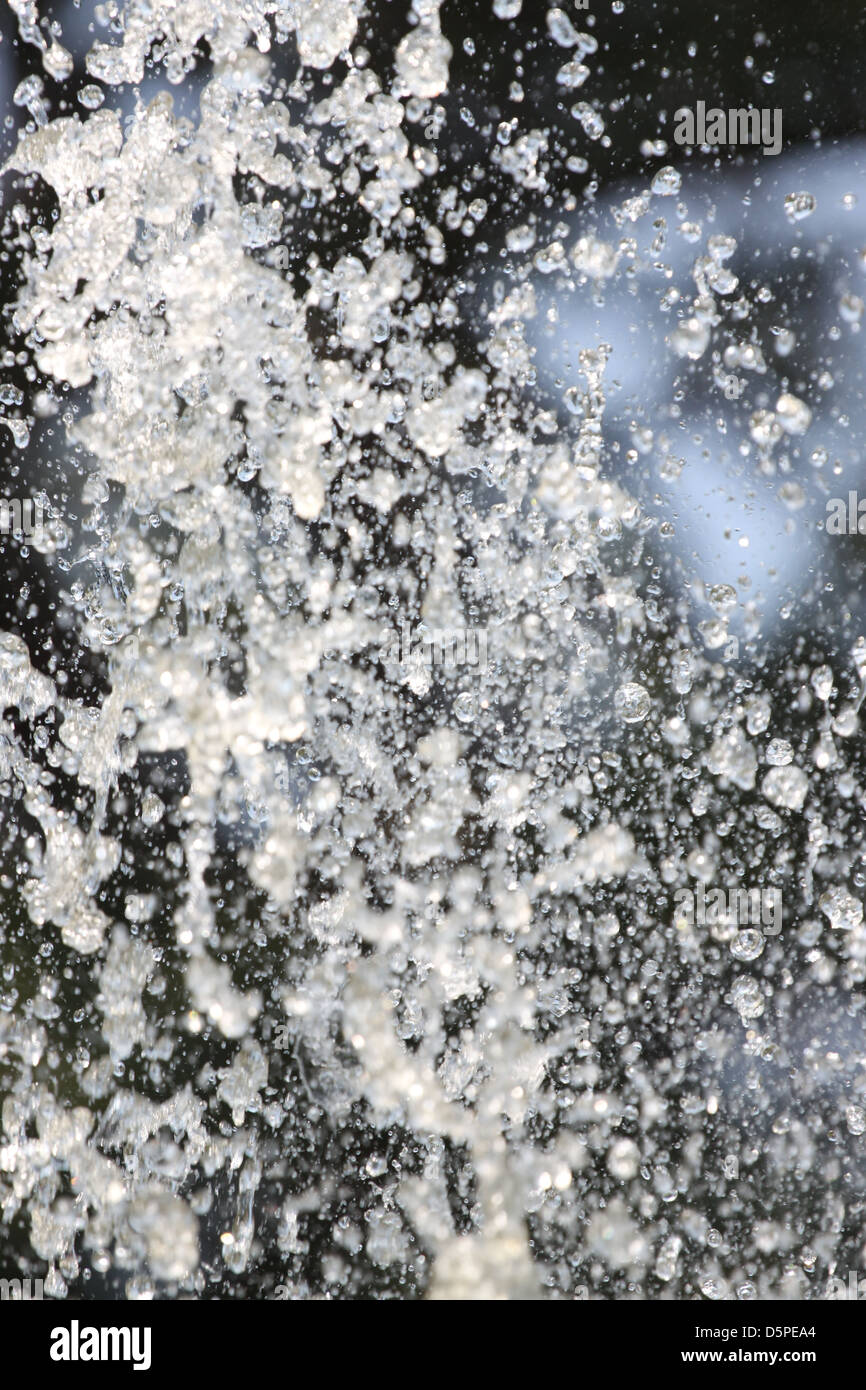 Le goccioline di acqua con bolle e acqua diffusa. Foto Stock