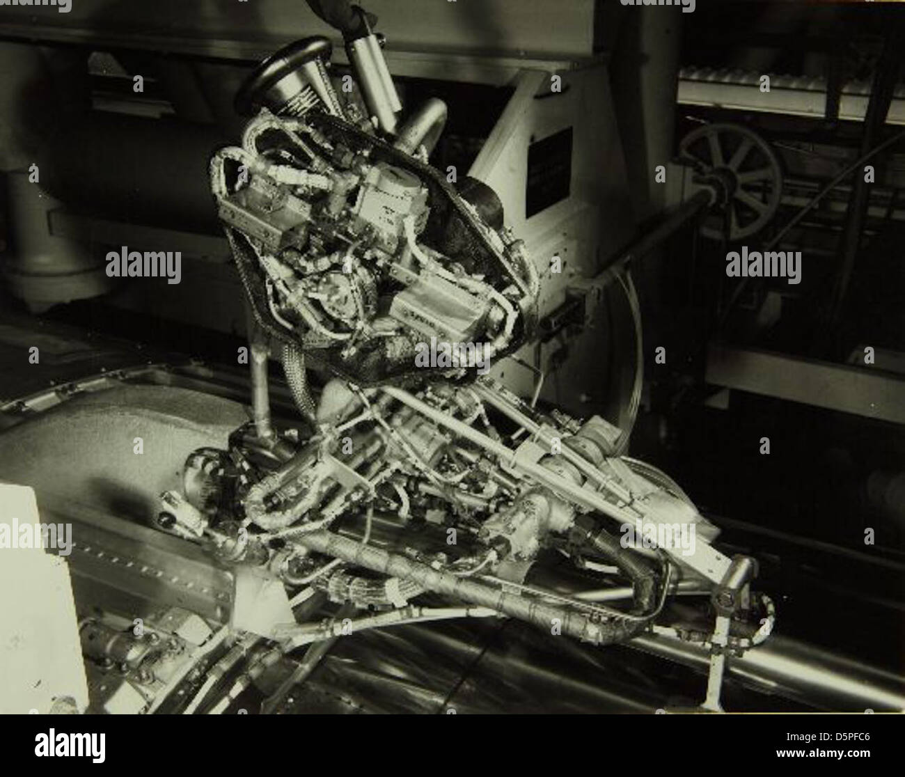 Lo stabilimento Convair/General Dynamics Atlas di San Diego ha contribuito allo sviluppo di tecnologie aerospaziali chiave e di aerei militari. Questa mostra mette in evidenza il suo ruolo nella produzione di aeromobili sia per scopi militari che civili. Foto Stock