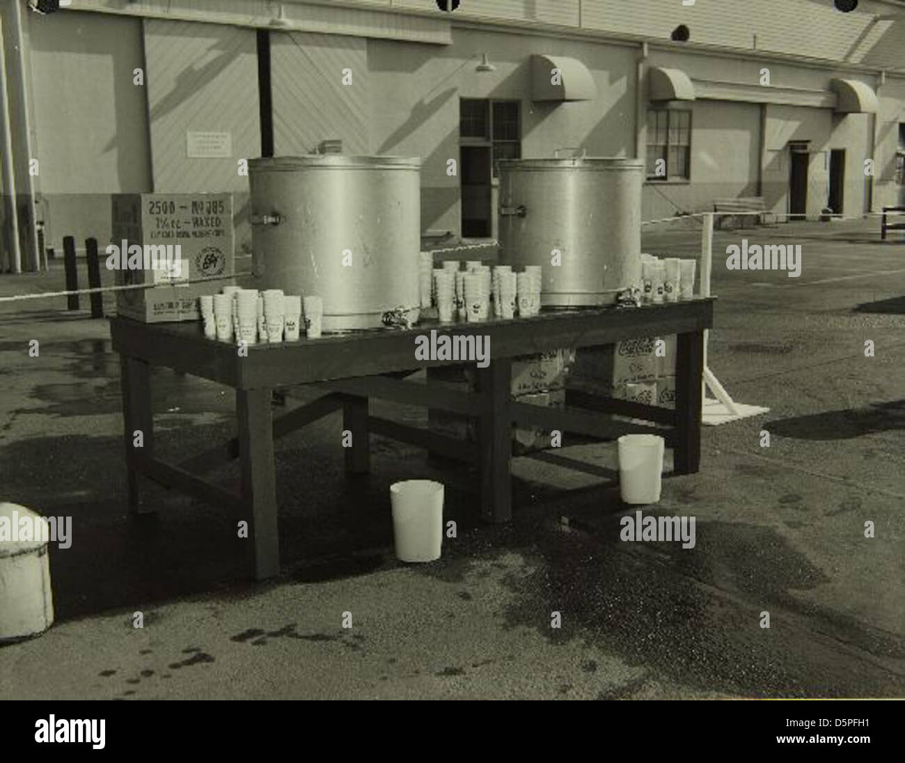 Uno sguardo alle operazioni dello stabilimento Convair/General Dynamics di San Diego, dove sono state sviluppate innovazioni militari e aerospaziali, ora conservate nell'SDASM. Foto Stock