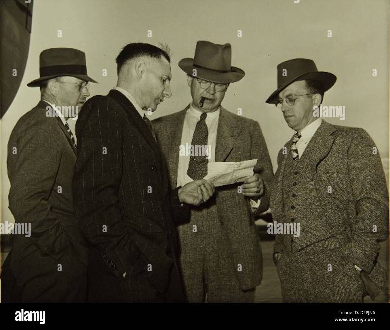 Questa mostra mette in evidenza la divisione Fort Worth di Convair/General Dynamics, concentrandosi sul suo ruolo nella produzione e nel personale degli aeromobili durante le sue operazioni nel settore aerospaziale. Foto Stock