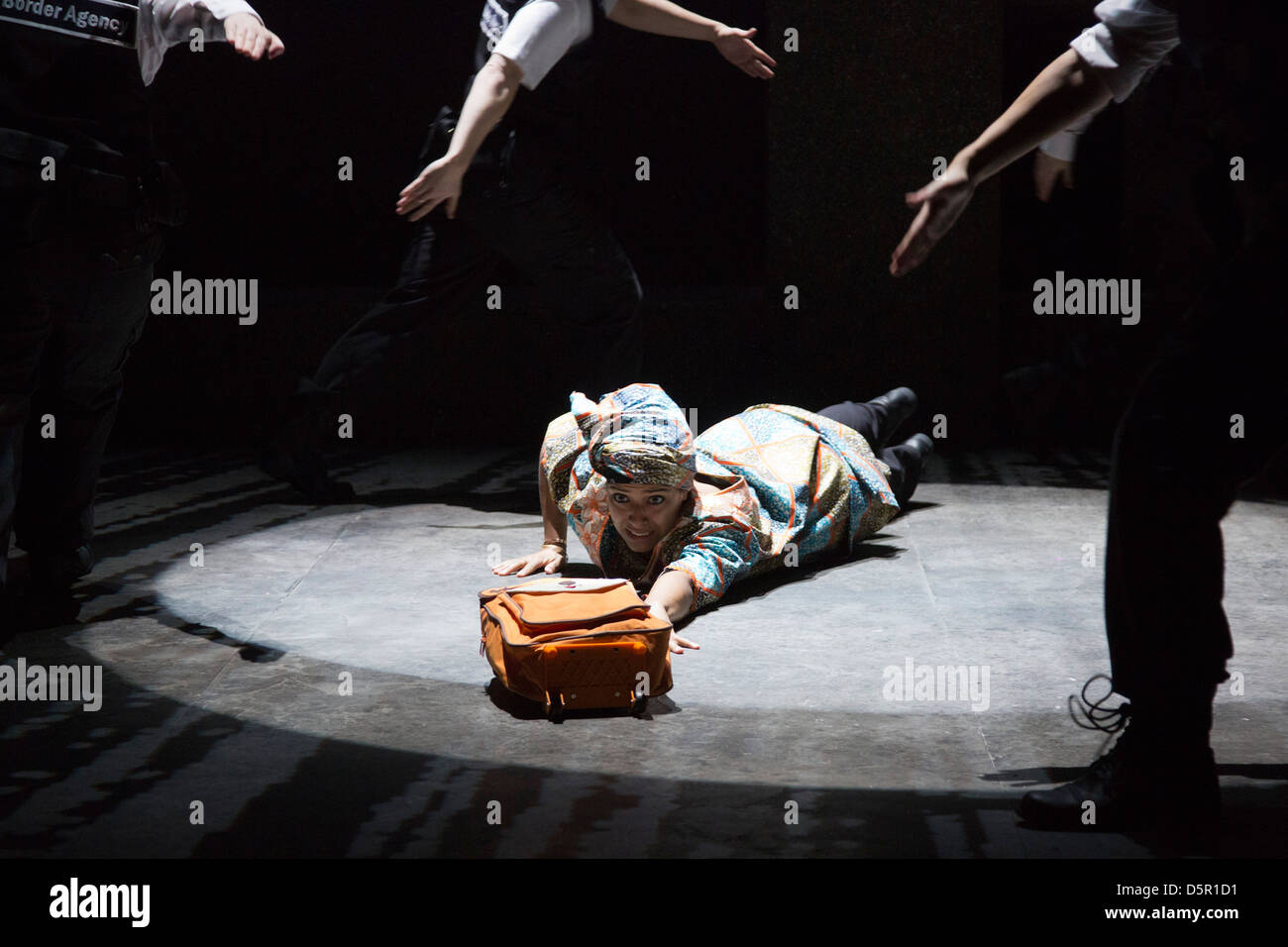 London premiere del musical "Glasgow Girls' scritto da David Greig e diretto da Cora Bissett, Theatre Royal Stratford East Foto Stock