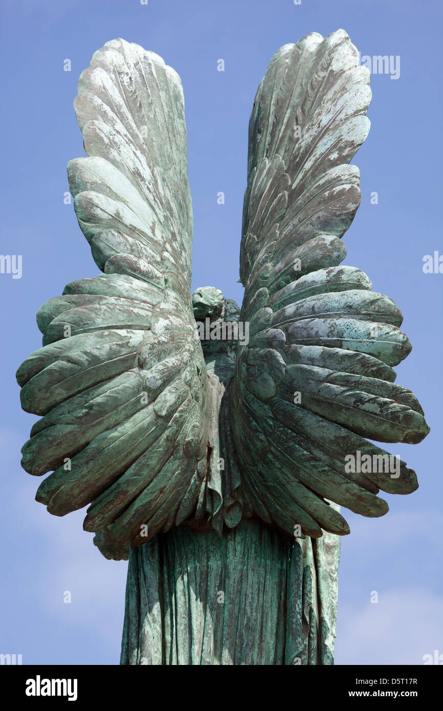 Statua alato dettaglio sul lungomare di Brighton Foto Stock