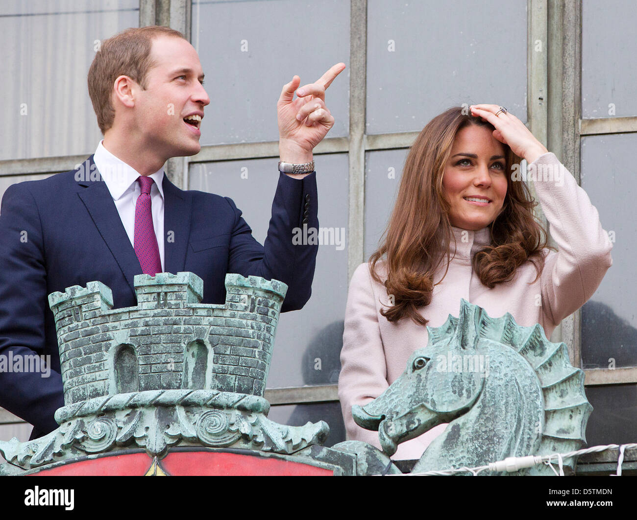 La Gran Bretagna è il principe William e Catherine, il Duca e la Duchessa di Cambridge visitare Cambridge, Regno Unito, 28 novembre 2012. Foto: Patrick van Katwijk - PAESI BASSI FUORI Foto Stock