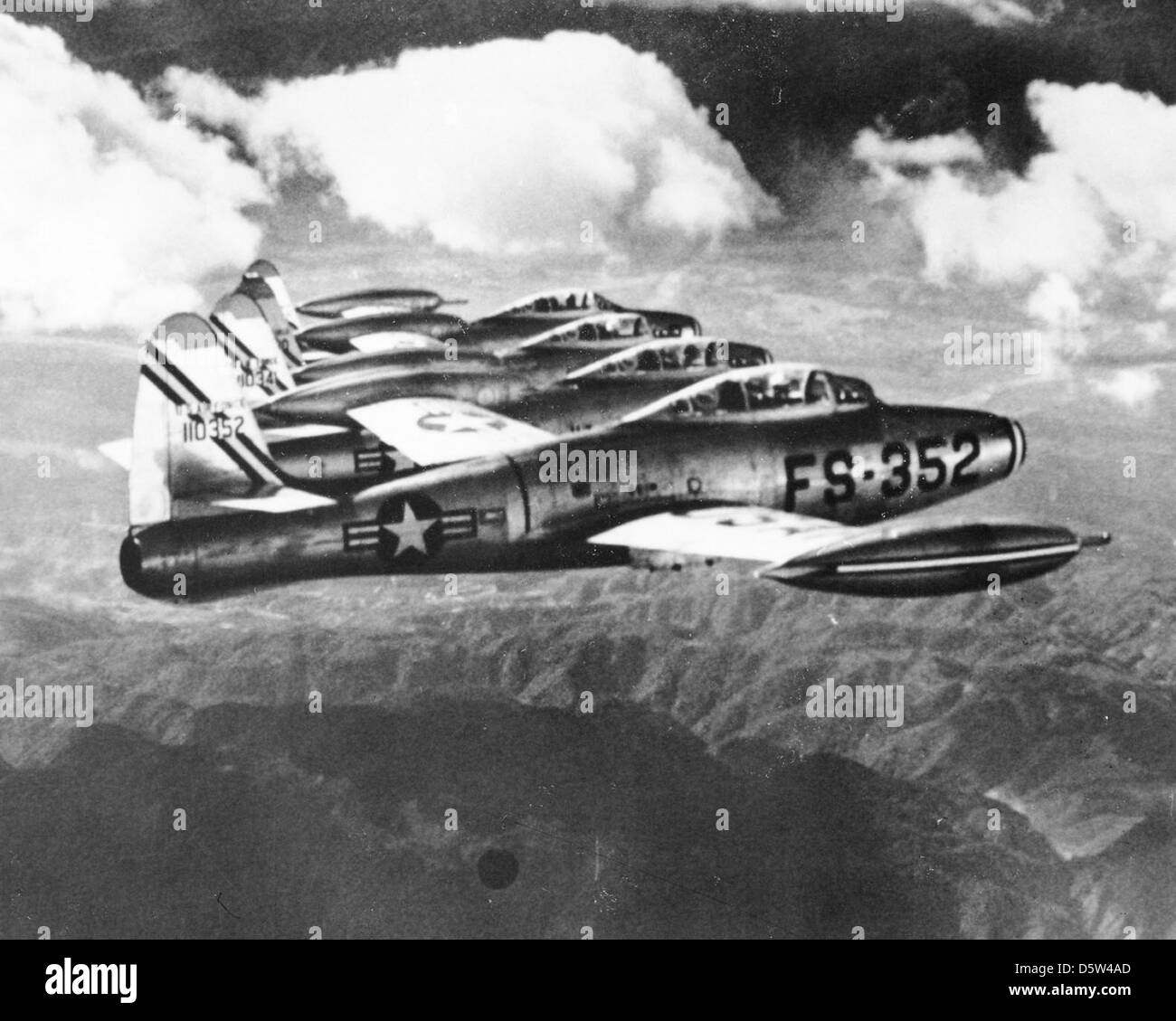 I Republic F-84G Thunderjet del 49th Fighter-Bomber Wing (FBW) furono utilizzati per bombardamenti tattici e missioni di attacco al suolo durante la Guerra fredda. La variante F-84G era caratterizzata da prestazioni migliorate del motore e del telaio. Foto Stock