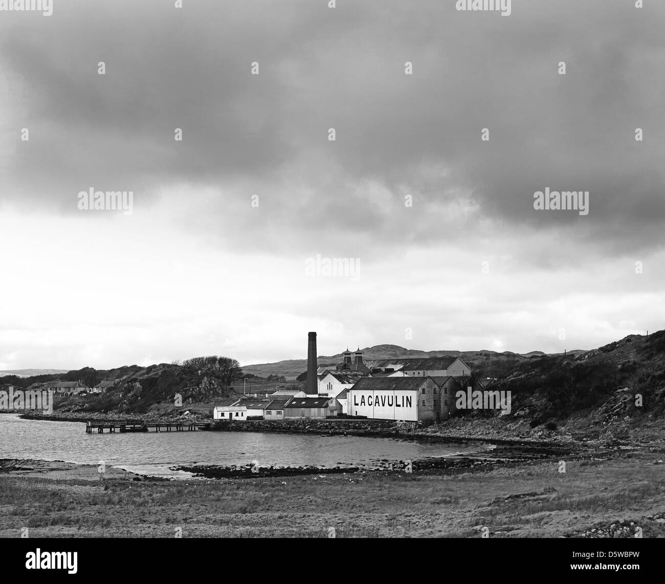 Lagavulin distilleria di whisky, Islay, Scozia Foto Stock
