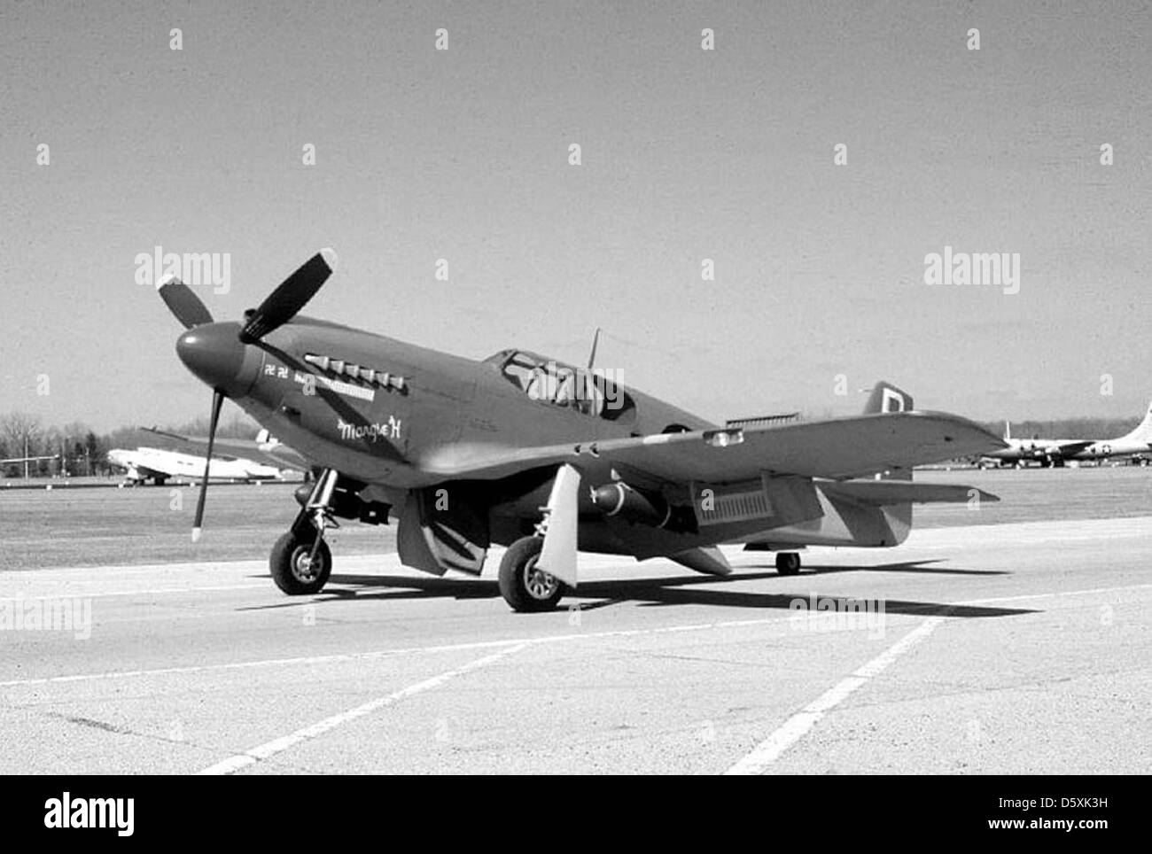 L'A-36A Apache nordamericano, soprannominato "Margie H", era un aereo d'attacco al suolo utilizzato dalle forze aeree dell'esercito americano durante la seconda guerra mondiale. Era equipaggiato con bombe e mitragliatrici per le corse di strafing. Foto Stock