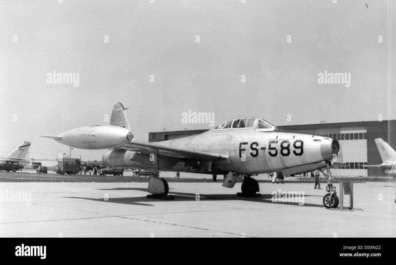 Il Republic F-84C-16-RE Thunderjet, parte della serie Thunderjet, servì come caccia-bombardiere durante i primi anni della Guerra fredda ed è mostrato come un aereo chiave nella flotta della U.S. Air Force durante gli anni '1950 Foto Stock