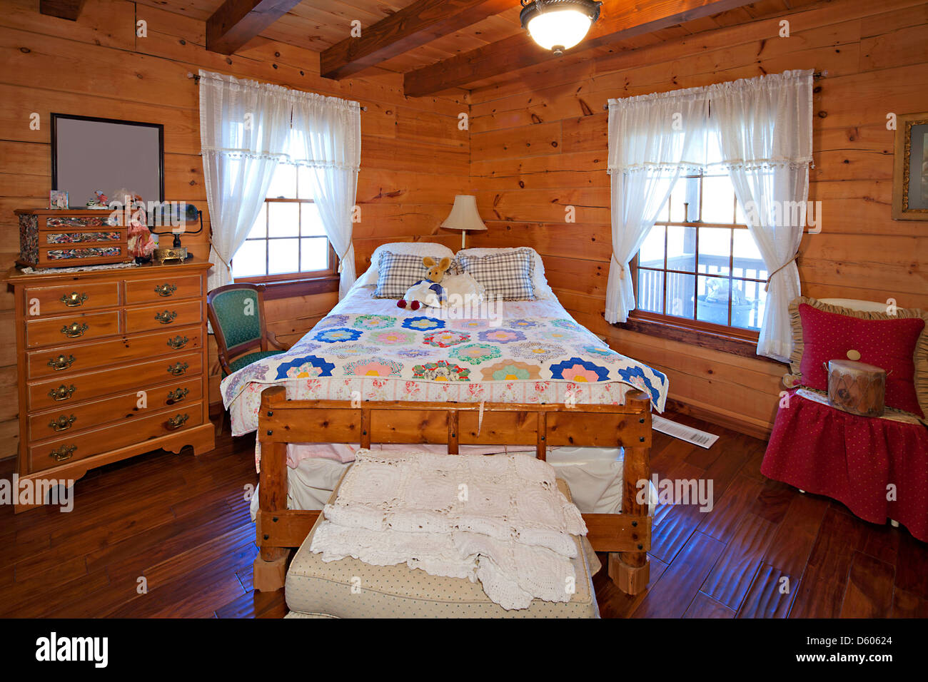 Tradizionale camera da letto per bambini Foto Stock