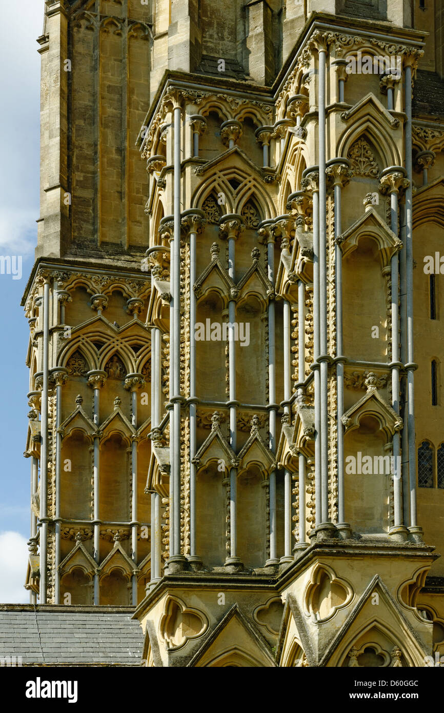 Dettaglio del South West Tower, Cattedrale di Wells Somerset, Inghilterra Foto Stock