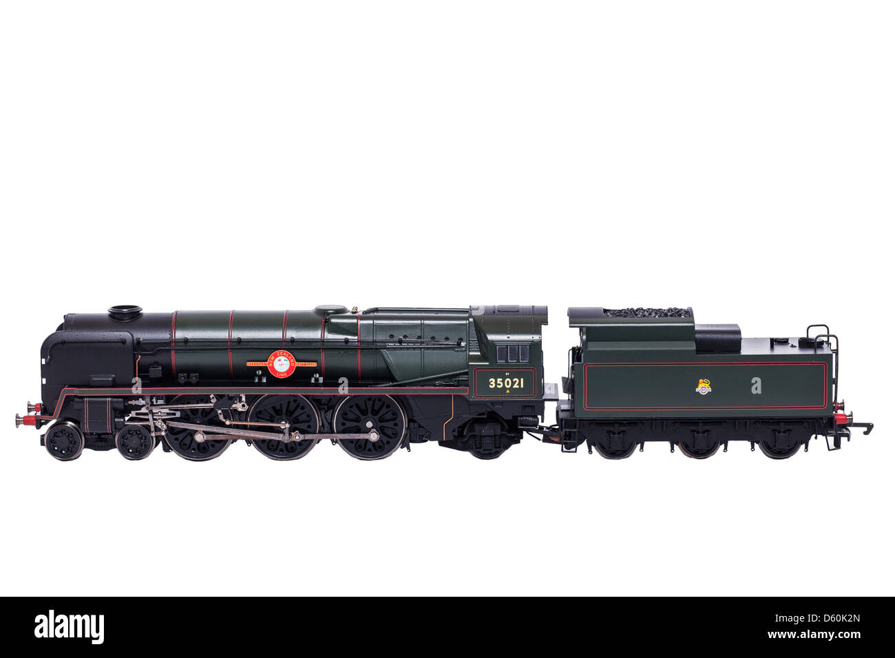 Un Hornby Bournemouth Belle modello di treno a vapore su sfondo bianco Foto Stock