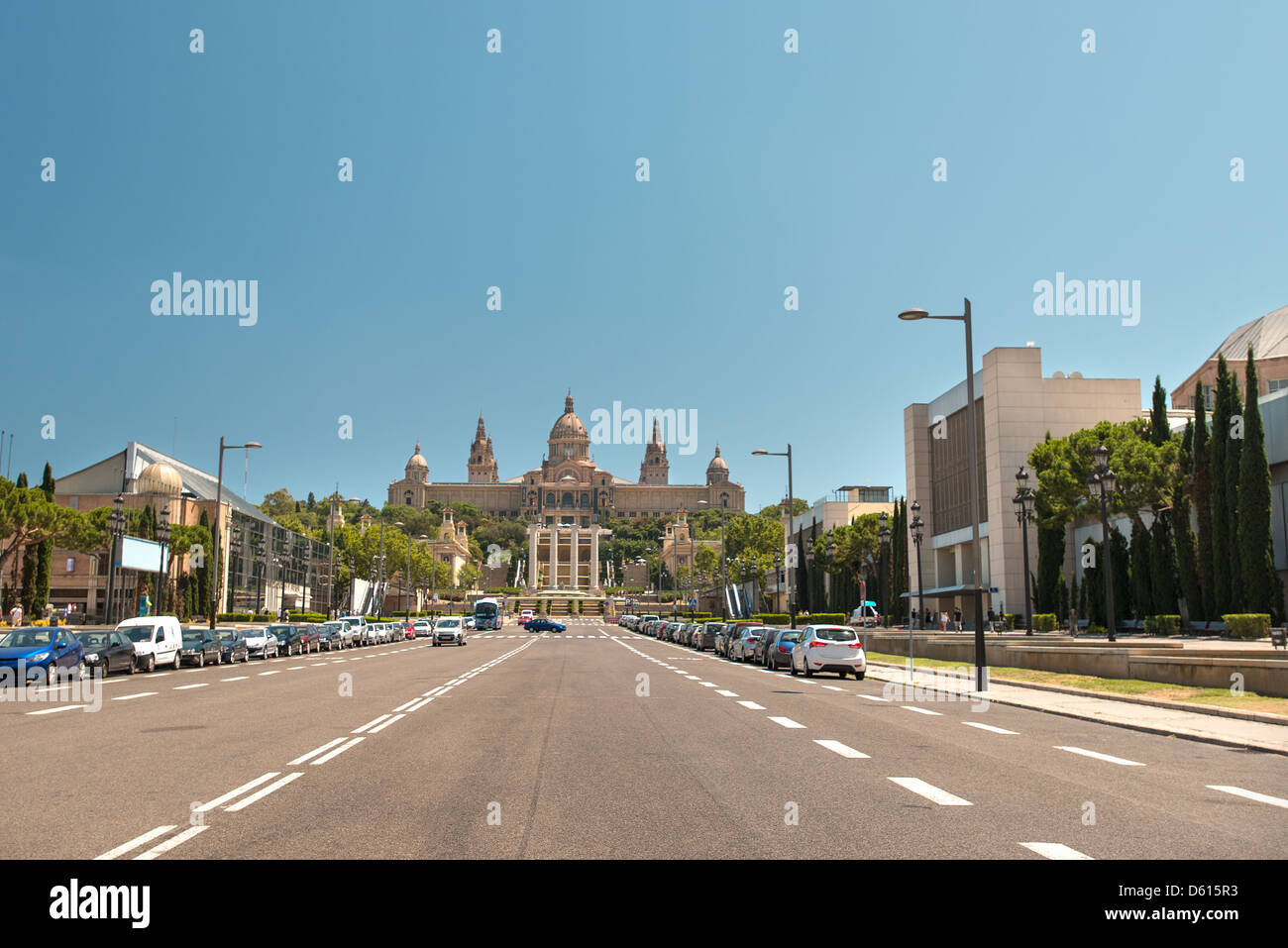 Strada per il Museo Nazionale d'arte Barcellona Spagna Foto Stock