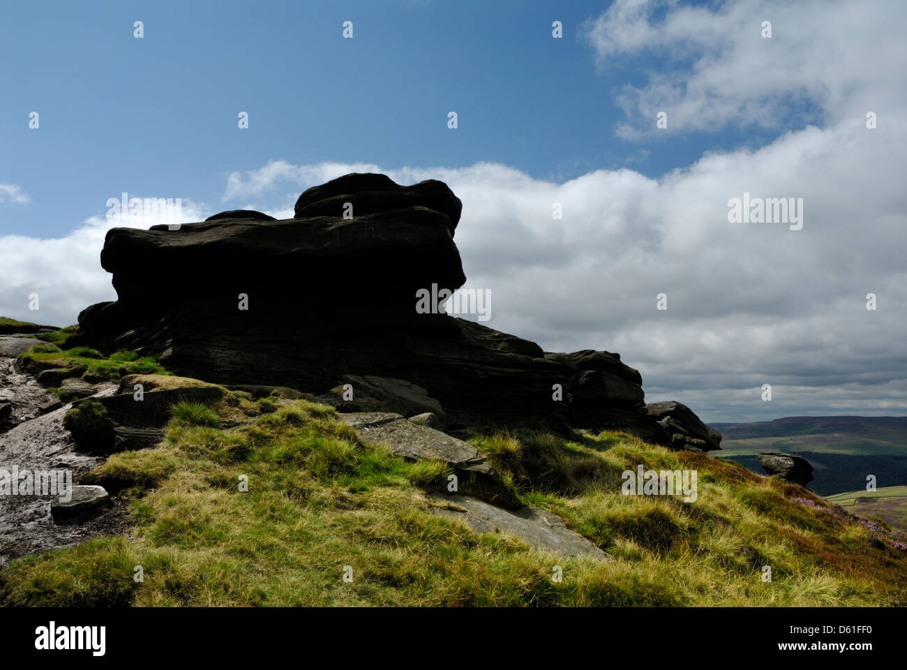Colomba boulder pietra/Tor, gritstone strane formazioni rocciose create dall'ultima glaciazione,Derwent Edge, Peak District,l'Inghilterra,Gran Bretagna,UK Foto Stock