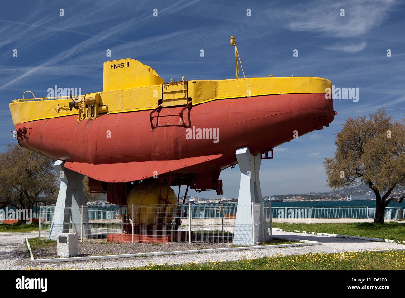 19 immagini, foto stock, oggetti 3D e immagini vettoriali Batiscafo trieste