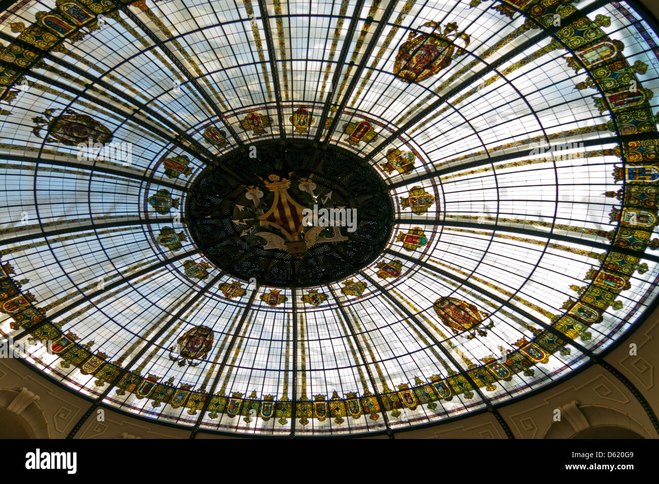 Valencia Post Office (Correos) tetto a cupola in vetro Foto Stock