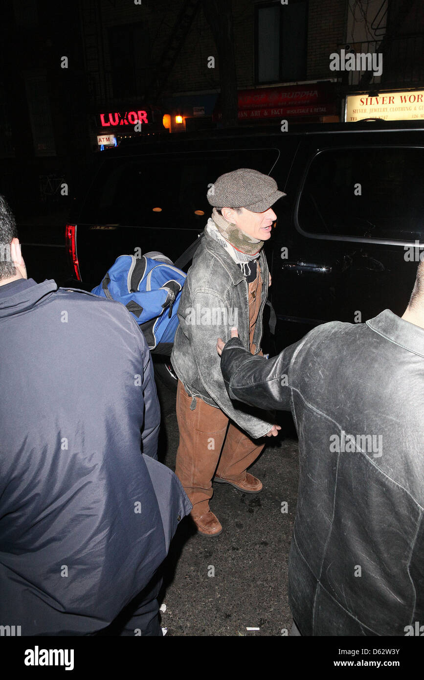 Van Halen Frontman David Lee Roth esegue presso il Cafe Wha arrivi - New York City, Stati Uniti d'America - 05.01.12 Foto Stock Van Halen Frontman David Lee Roth esegue presso il Cafe Wha arrivi - New York City, Stati Uniti d'America - 05.01.12 Foto Stock