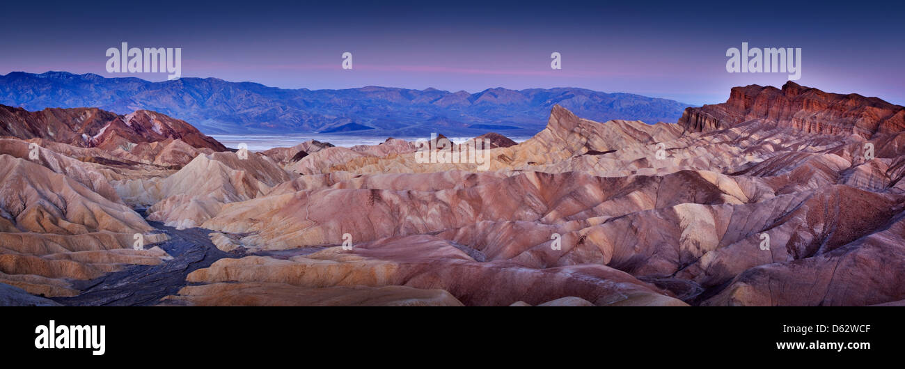 Vista panoramica di Zabriski punto nel Parco Nazionale della Valle della Morte in California, Stati Uniti d'America Foto Stock