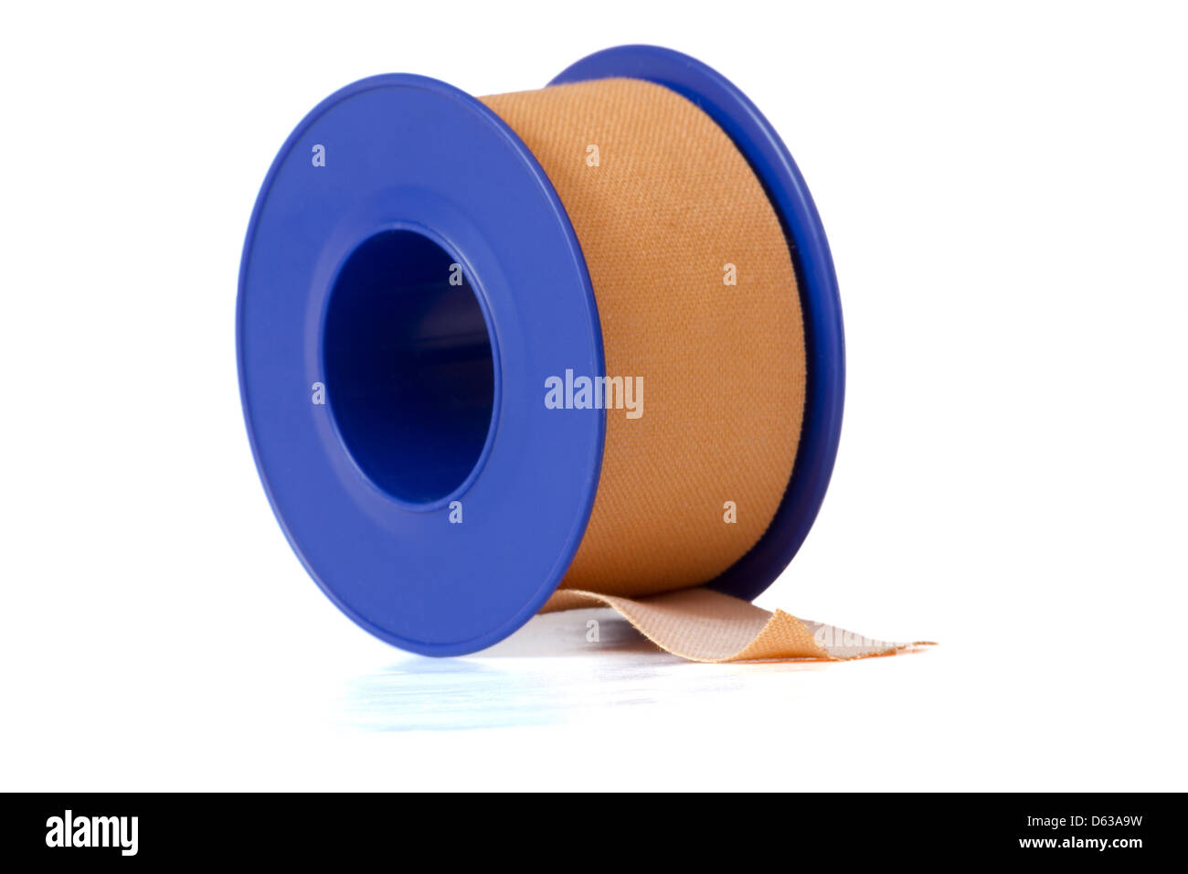 Rotolo di medical cerotto su sfondo bianco Foto Stock