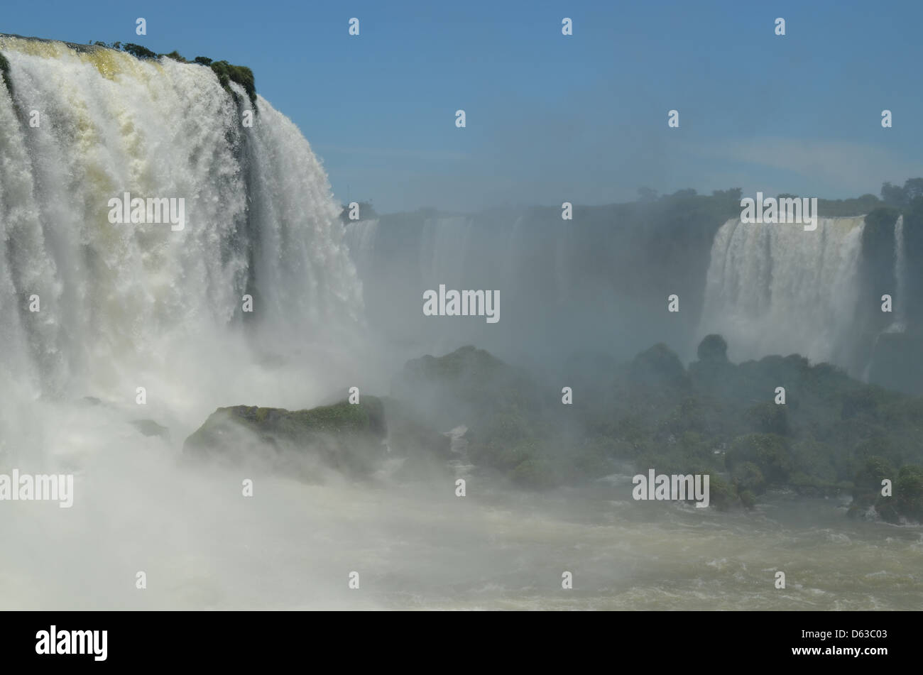 Devils sezione di gola delle Cascate di Iguassù, Brasile e Argentina Foto Stock