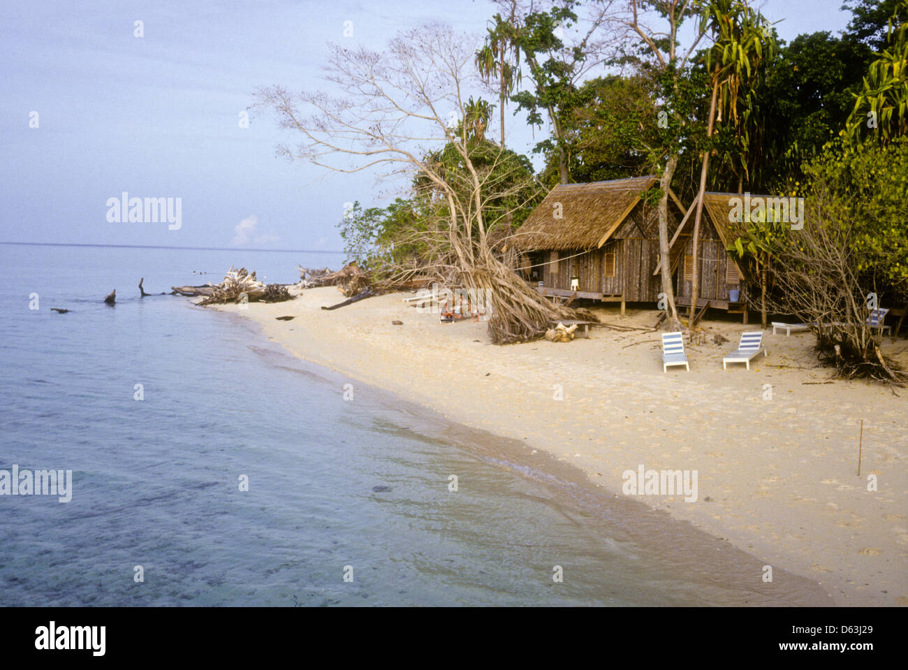 Alloggio sull'isola,capanne,Sipadan Nov 1990 subacquea conversioni di scorrimento,uno dei più ricchi di habitat marini nel mondo. Foto Stock