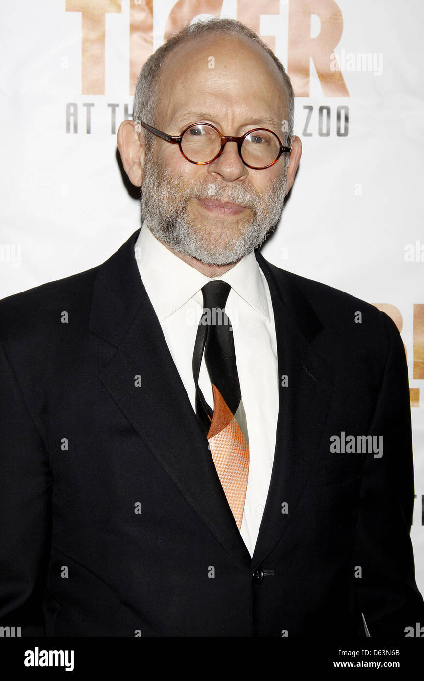 Bob Balaban apertura notturna della produzione di Broadway di "tigre del Bengala a Baghdad Zoo' al Richard Rodgers Theatre - Foto Stock