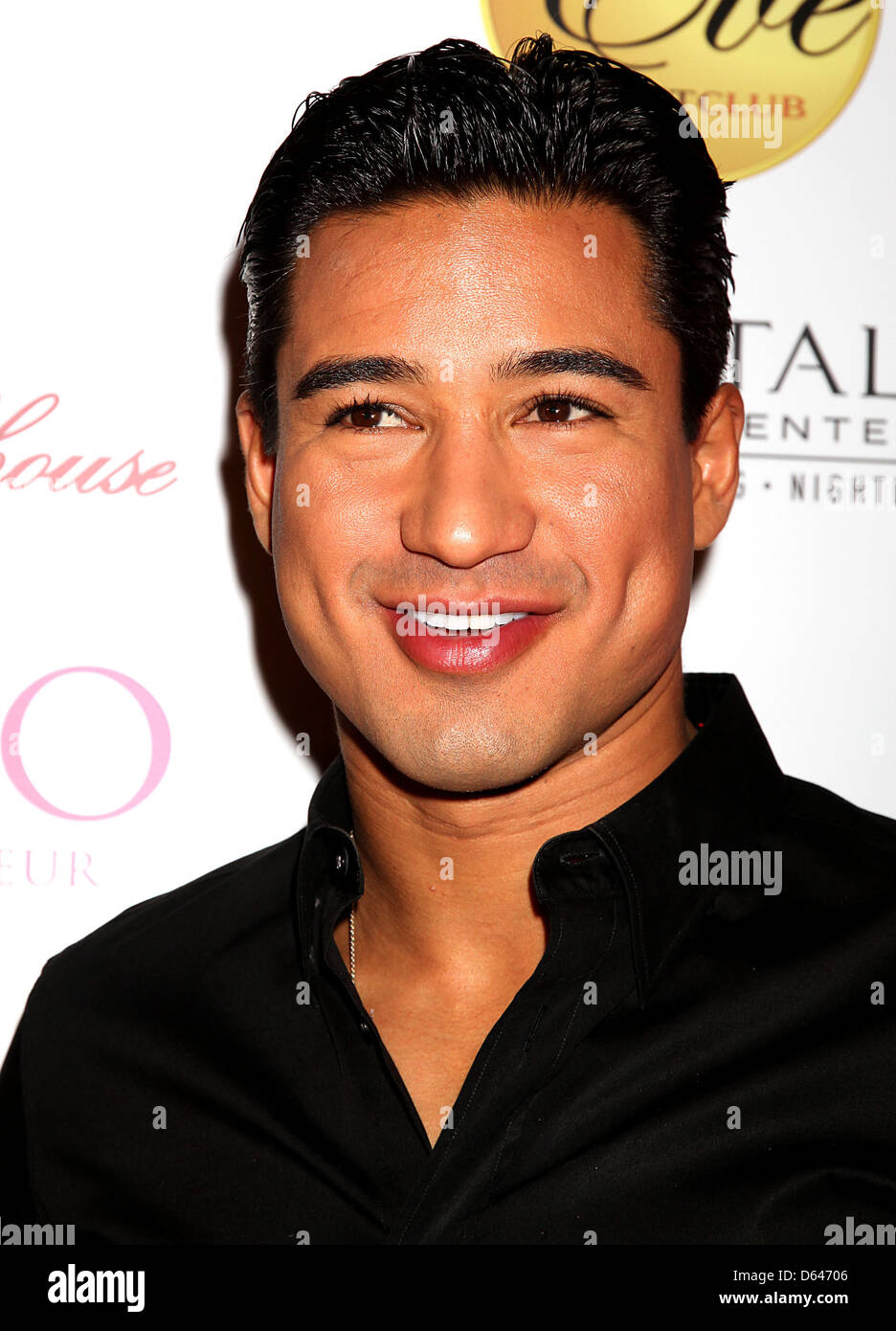 Mario Lopez Eva Longoria festeggia il suo compleanno con il nuvo liquore frizzante a Beso Steakhouse e nightclub della vigilia in cristalli Foto Stock