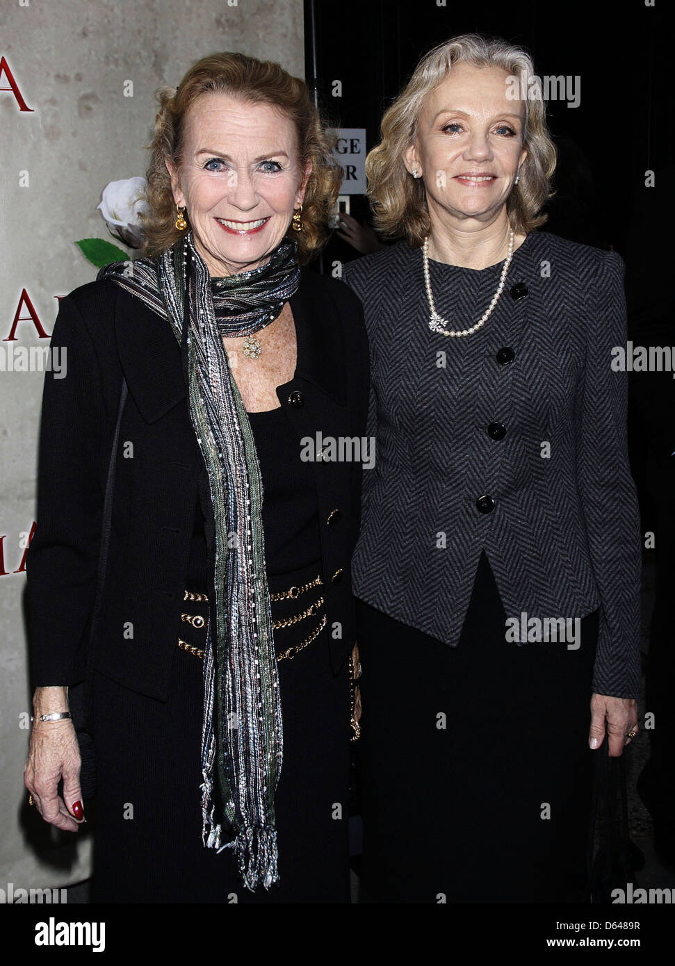 Juliet Mills e Hayley Mills apertura notturna della produzione di Broadway di 'Tom Stoppard si è Arcadia' all'Ethel Barrymore Foto Stock